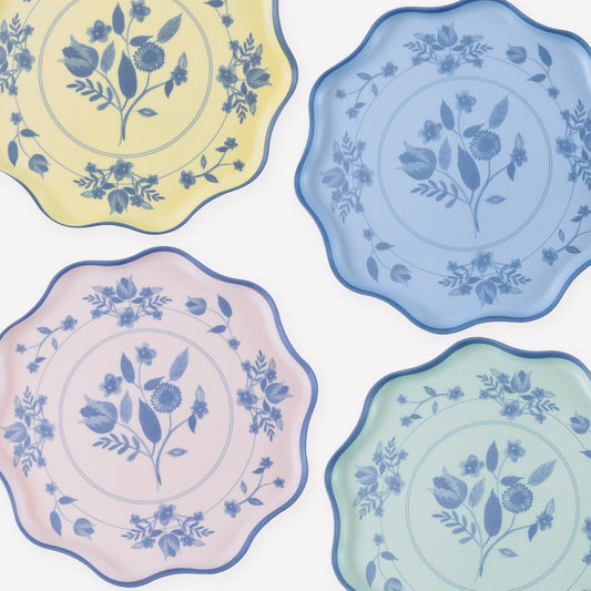 Vintage Botanical Reusable Large Plates, Set of 4
